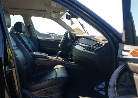 2012 BMW X5 xDrive35D from USA, damaged, VIN 5UXZW0C52C0B89463